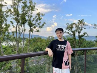 Wanli Hong (洪万里)